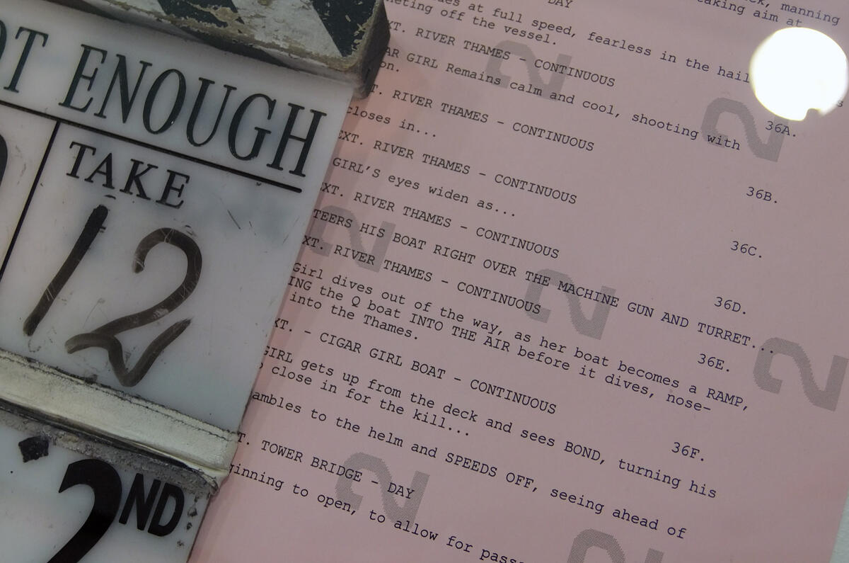 Bond in Motion - picture special