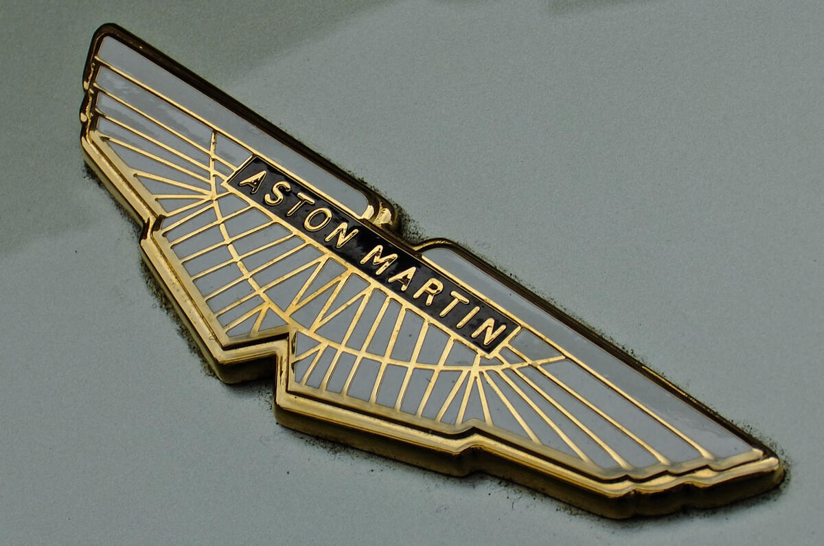 Bond in Motion - picture special