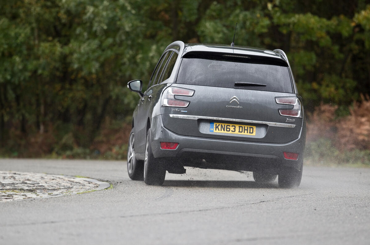 Citroën Grand C4 Picasso rear cornering