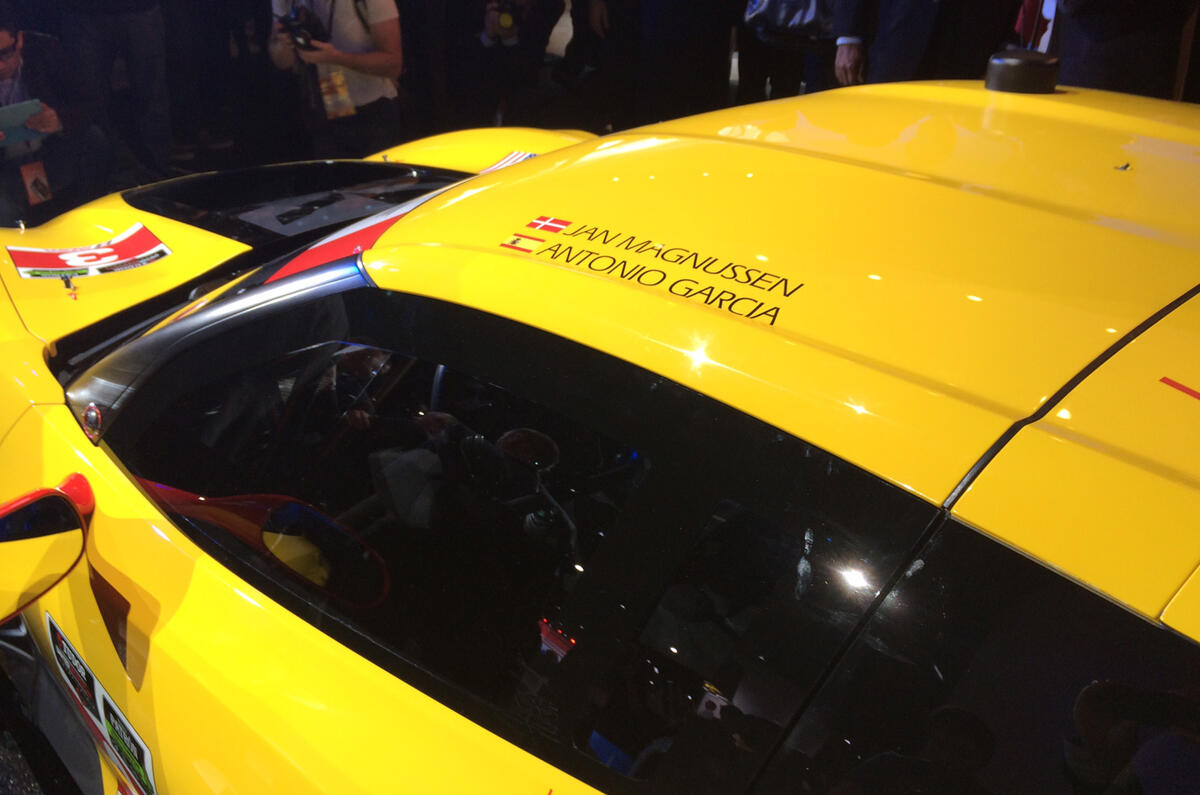 no title Corvette C7.R revealed at Detroit motor show