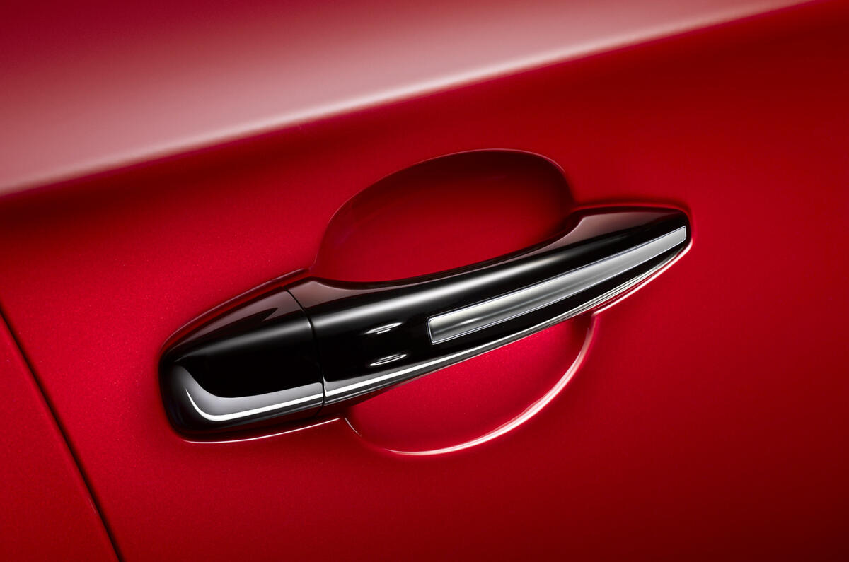 Updated Citroen C4 to go on sale next year Updated Citroen C4 to go on sale next year