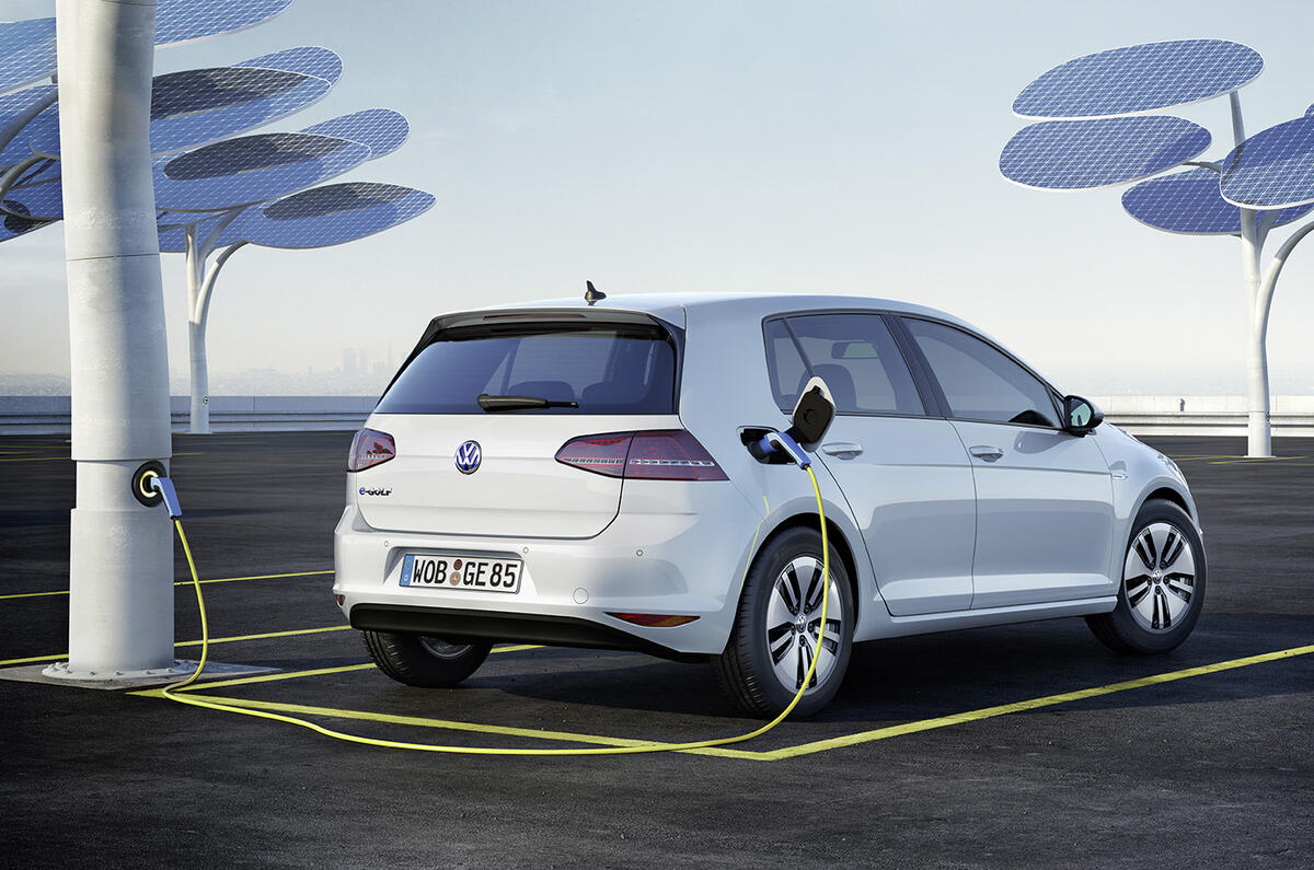 LA motor show 2013: Volkswagen e-Golf