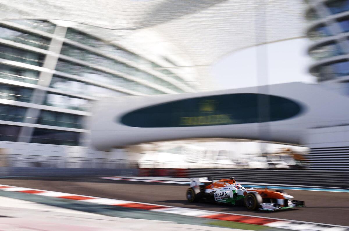 Vettel equals Schumacher and Ascari with seventh win in a row