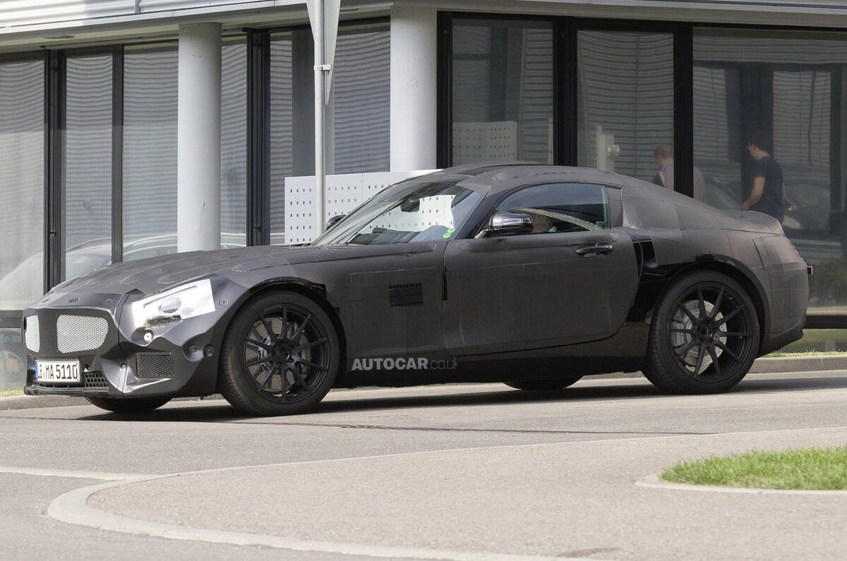 Successor to the Mercedes SLS AMG spotted - exclusive spy pics