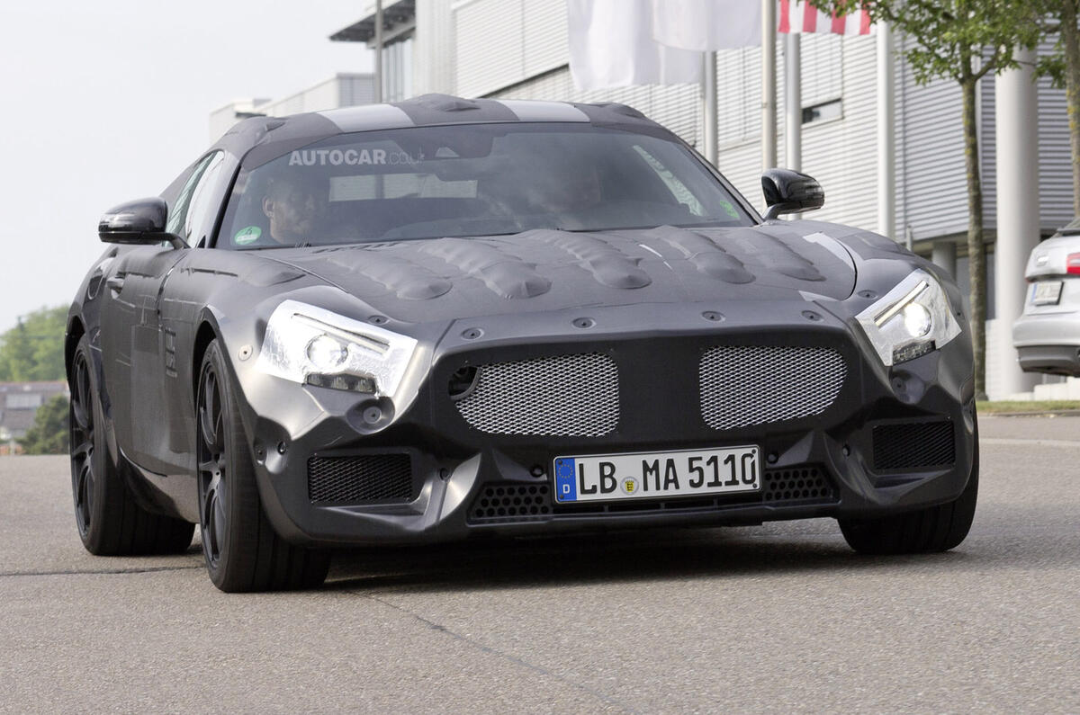 Successor to the Mercedes SLS AMG spotted - exclusive spy pics