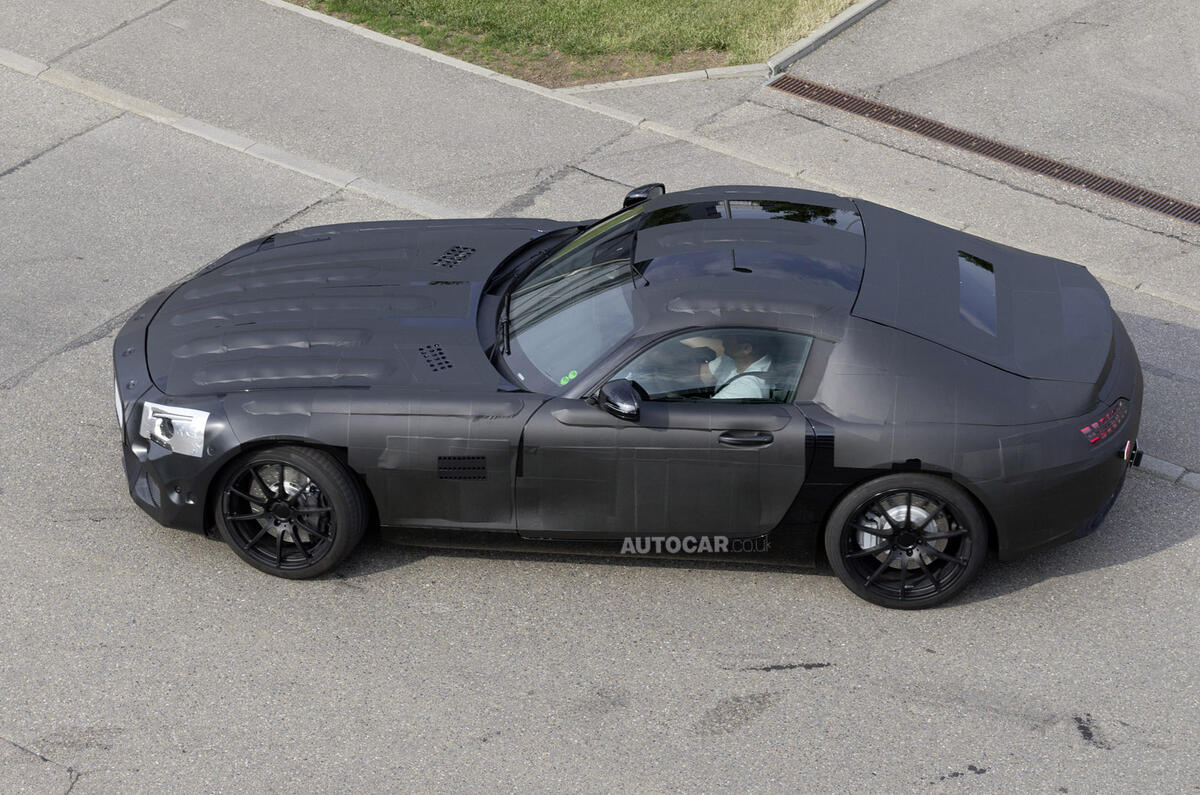Successor to the Mercedes SLS AMG spotted - exclusive spy pics