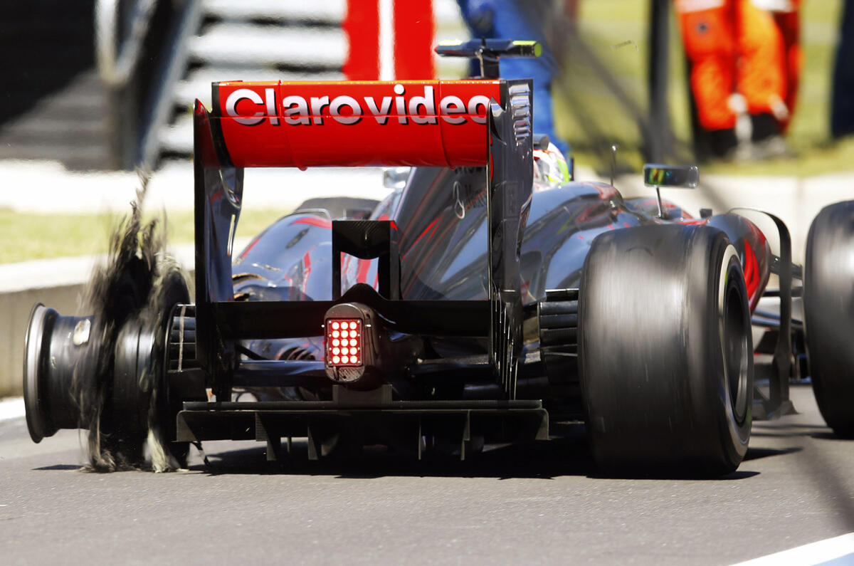 Nico Rosberg wins British Grand Prix amid tyre chaos