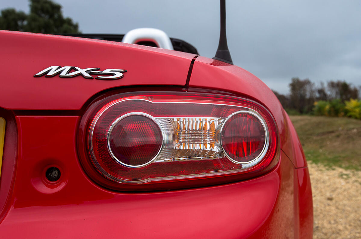 Mazda MX-5 rear lights