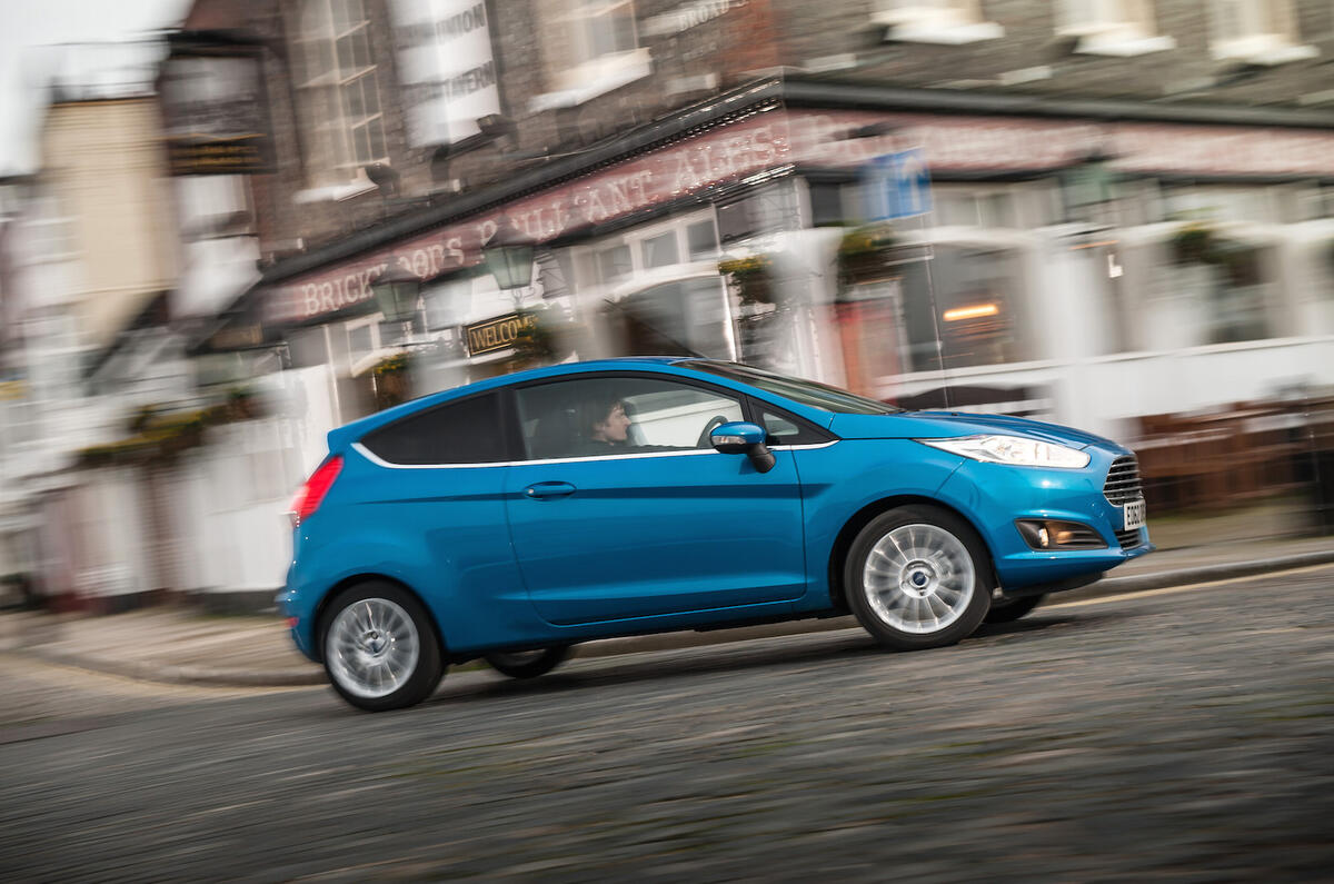 UK&#039;s new car market continues to grow