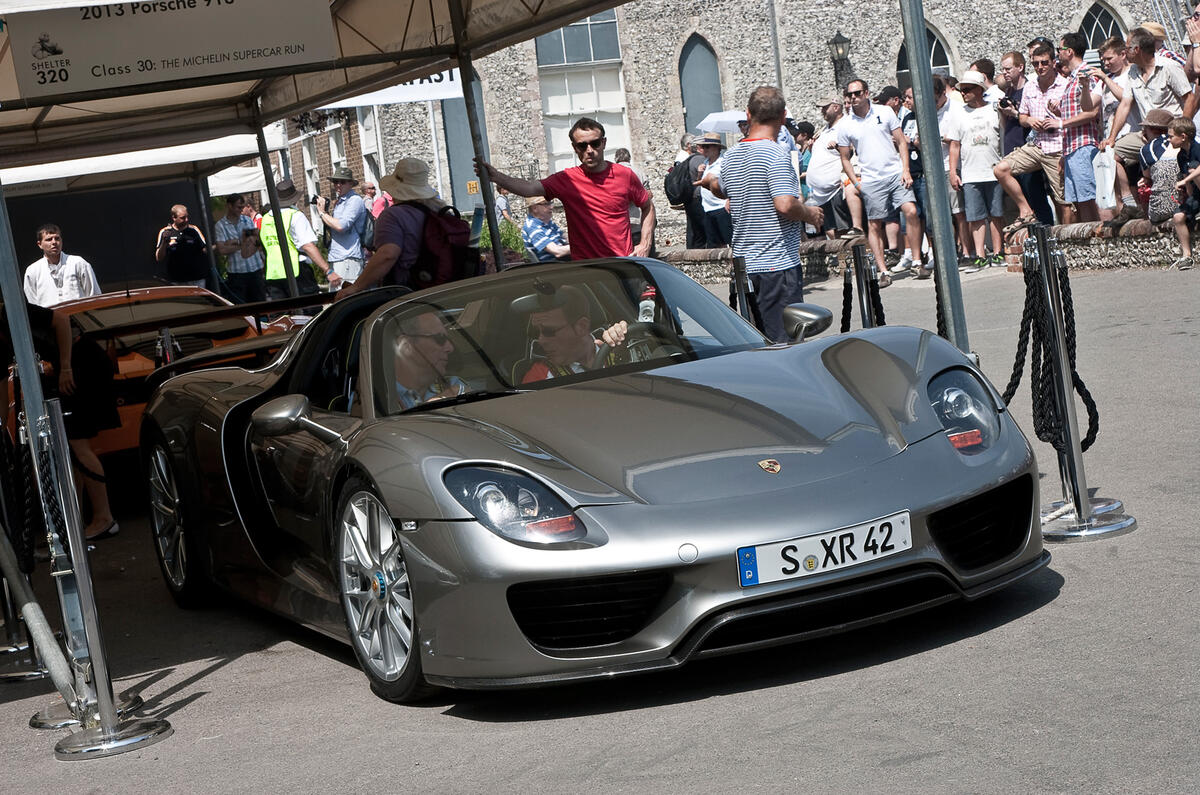 no title Porsche 918 Spyder: dynamic debut