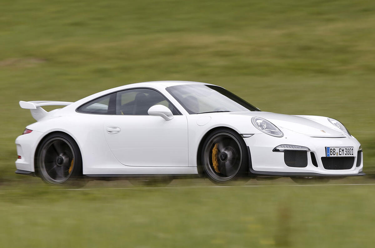 All Porsche 911 GT3s to get new engines