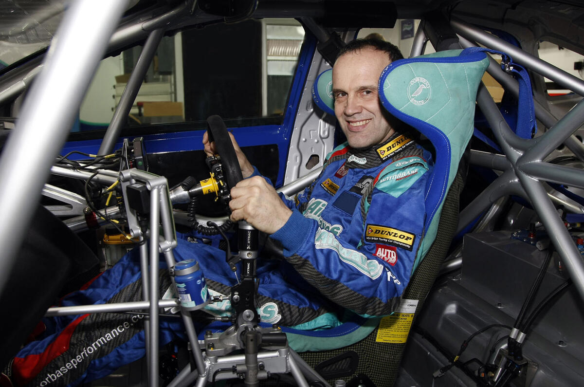 Fabrizio Giovanardi returns to BTCC with Airwaves Racing