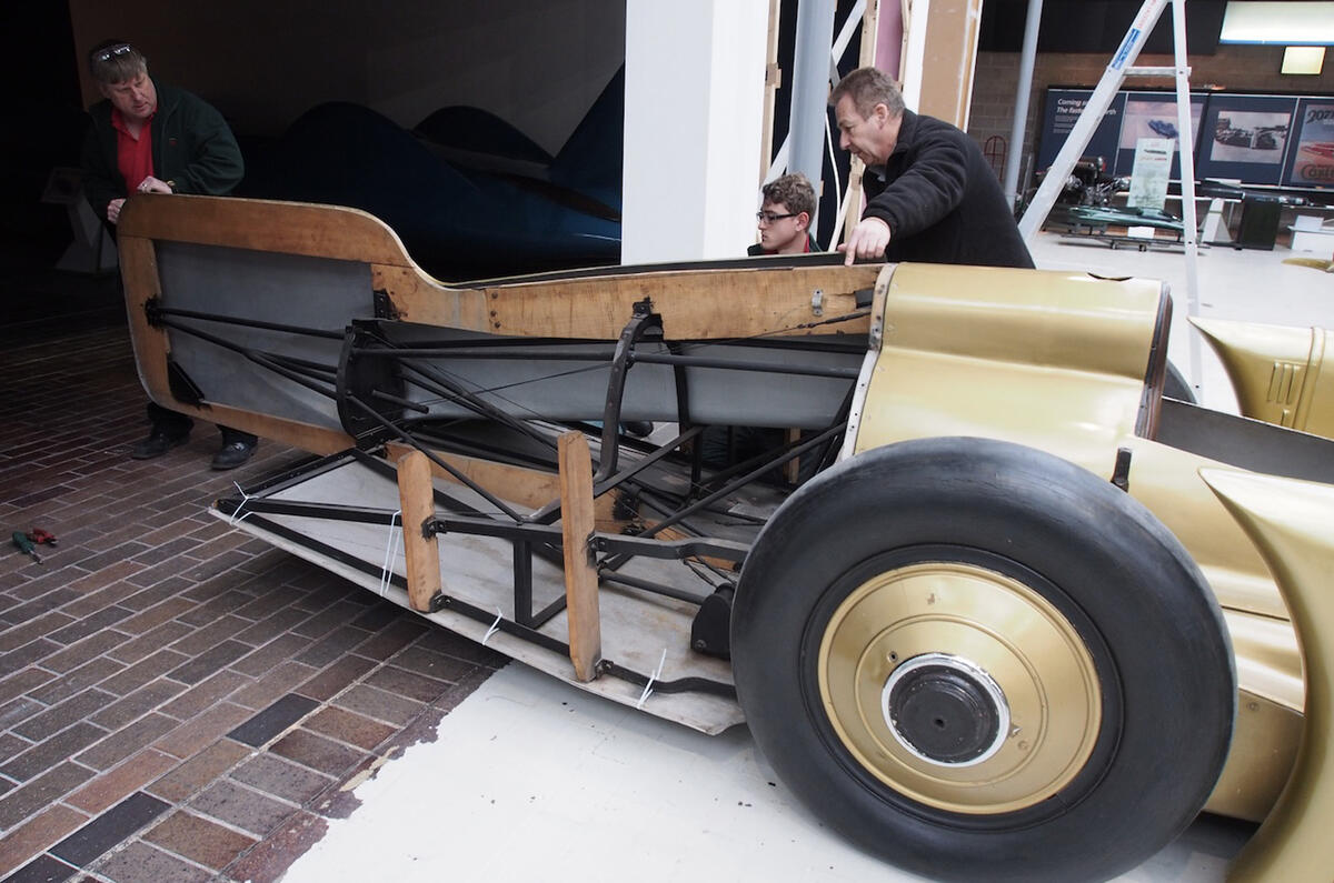 no title The 350bhp record-breaking Bluebird rides again at Beaulieu