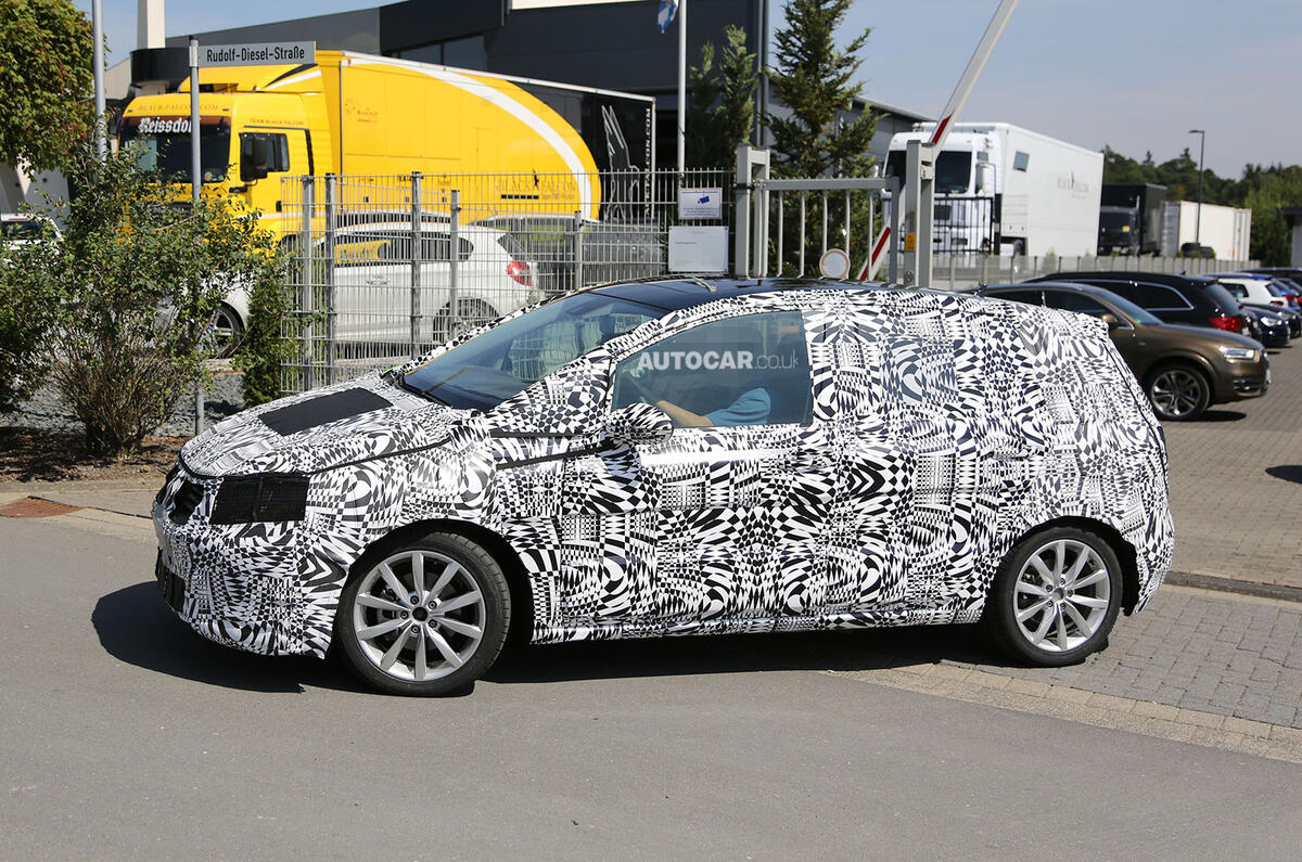 no title Volkswagen readies new Golf Plus