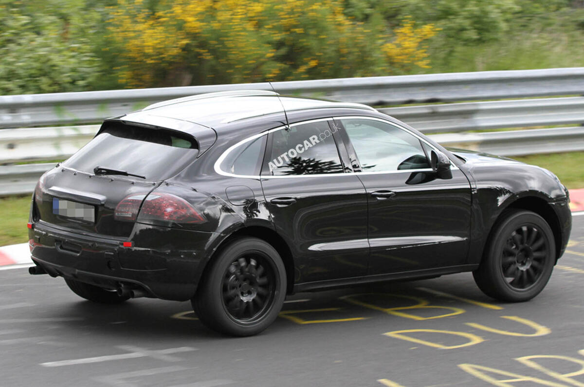 Porsche Macan: latest spy pics