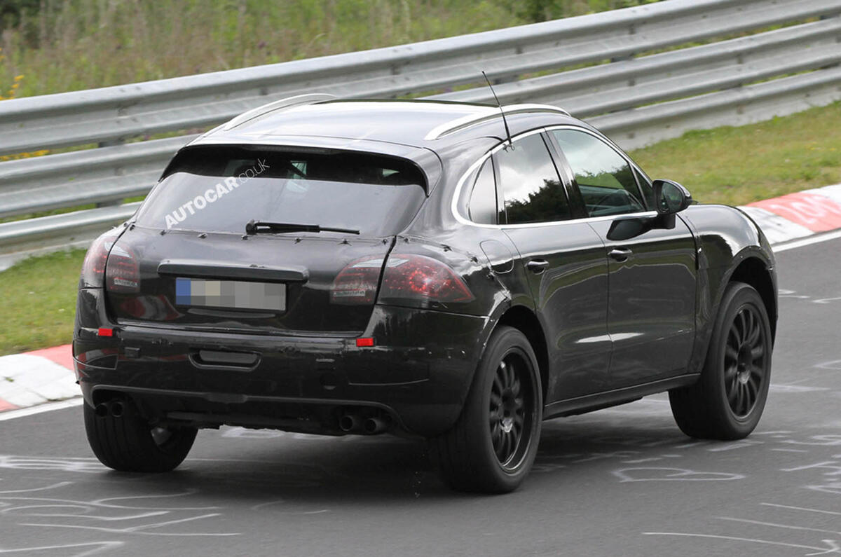 Porsche Macan: latest spy pics