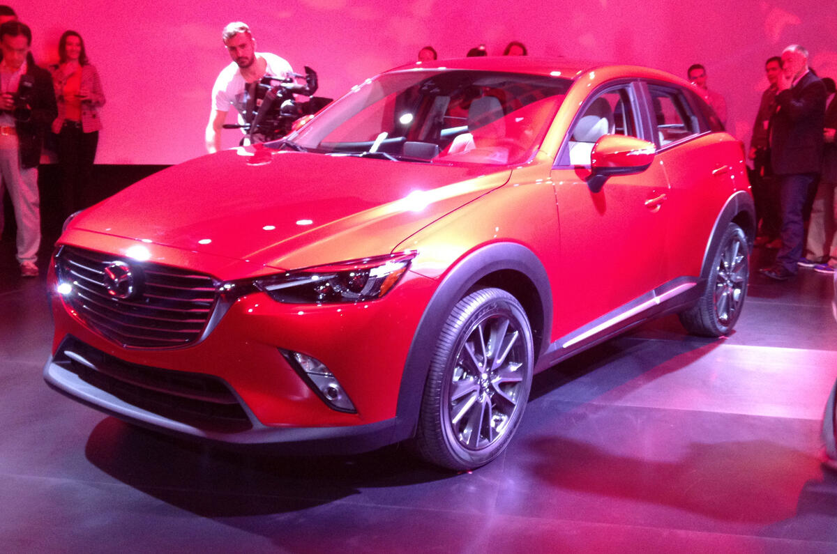 Mazda CX-3 crossover revealed at LA motor show