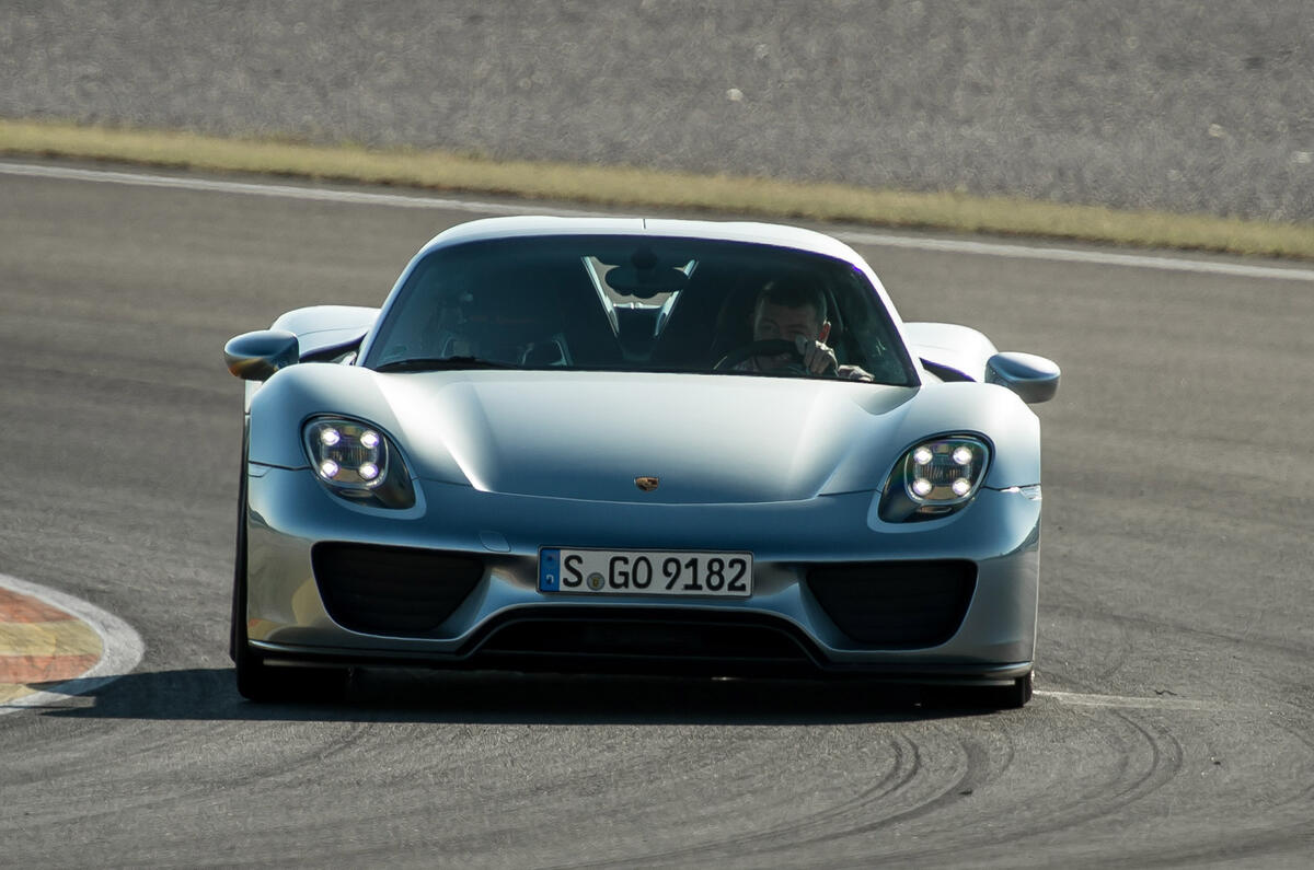 McLaren P1 versus Porsche 918 Spyder - which is best?