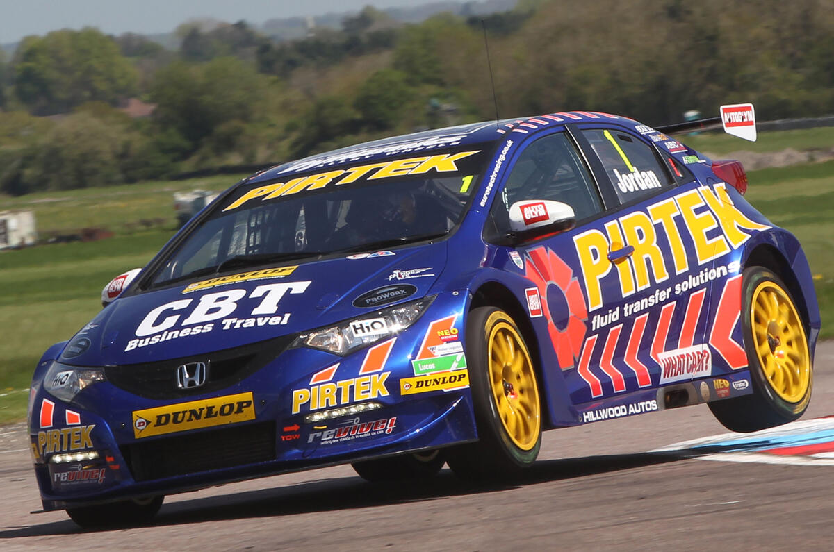 Jordan leads BTCC championship after close third round