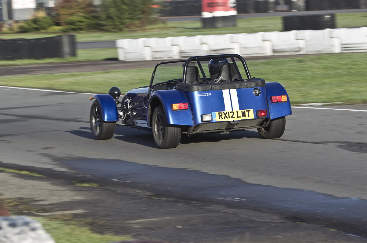 Caterham Seven versus go-kart