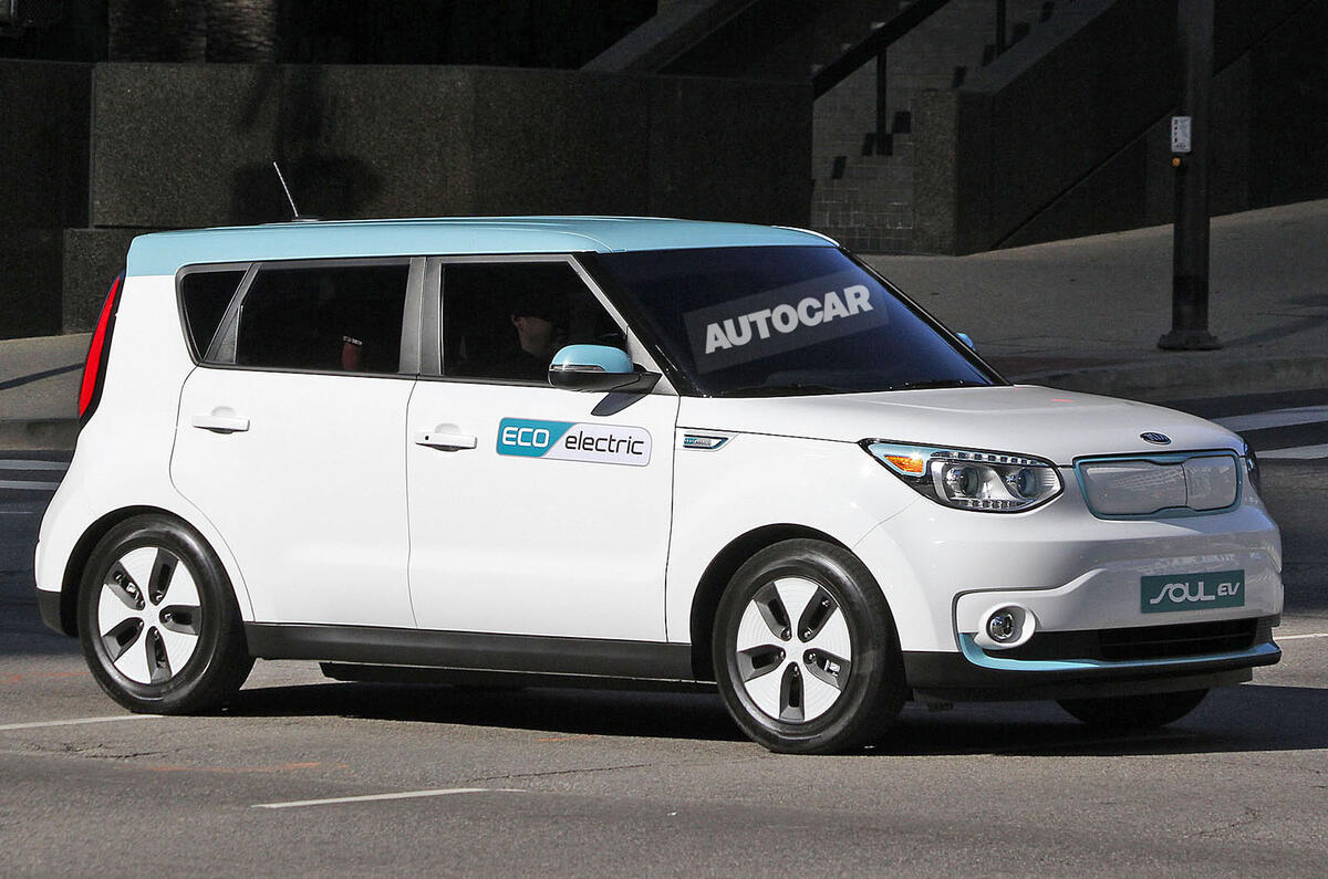 Kia&#039;s new electric Soul spied completely undisguised