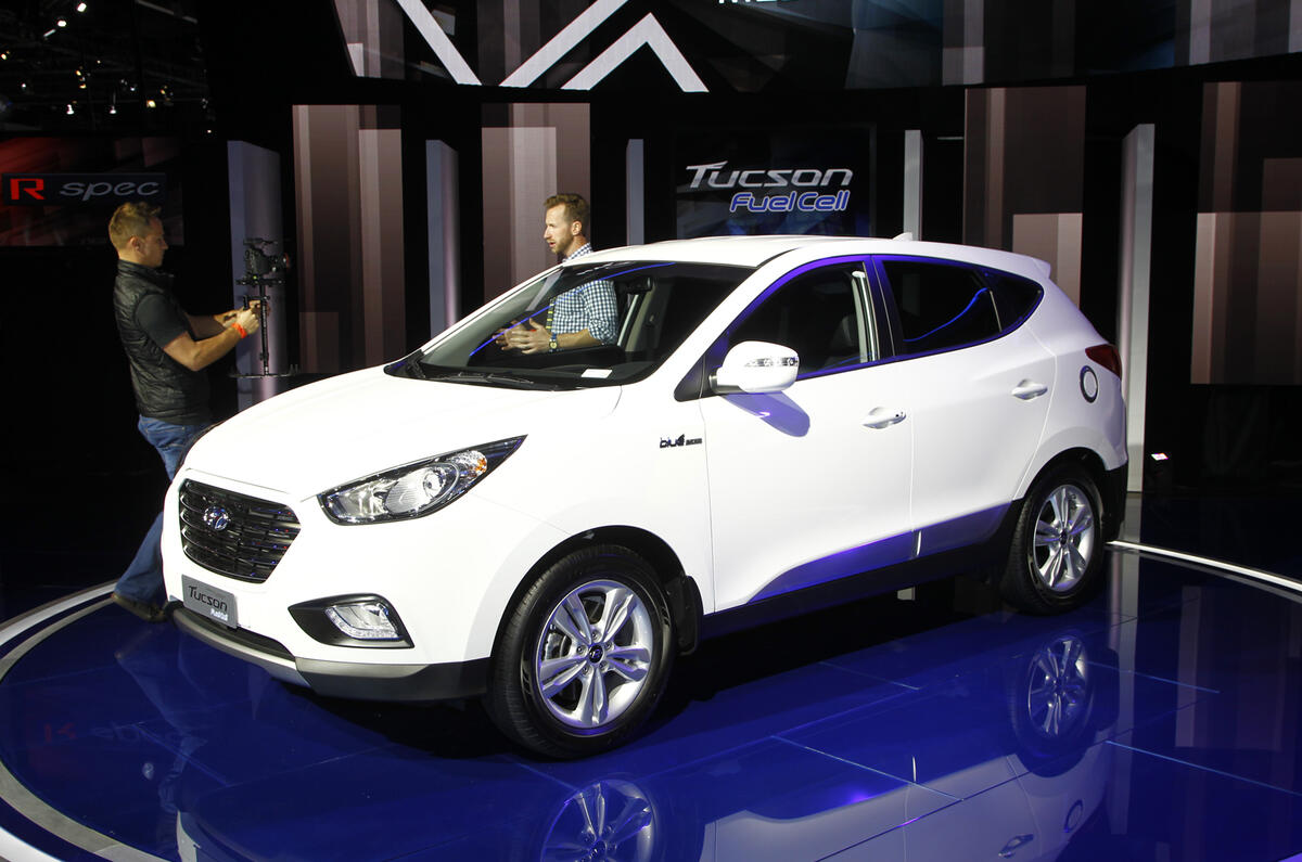 LA motor show 2013 gallery