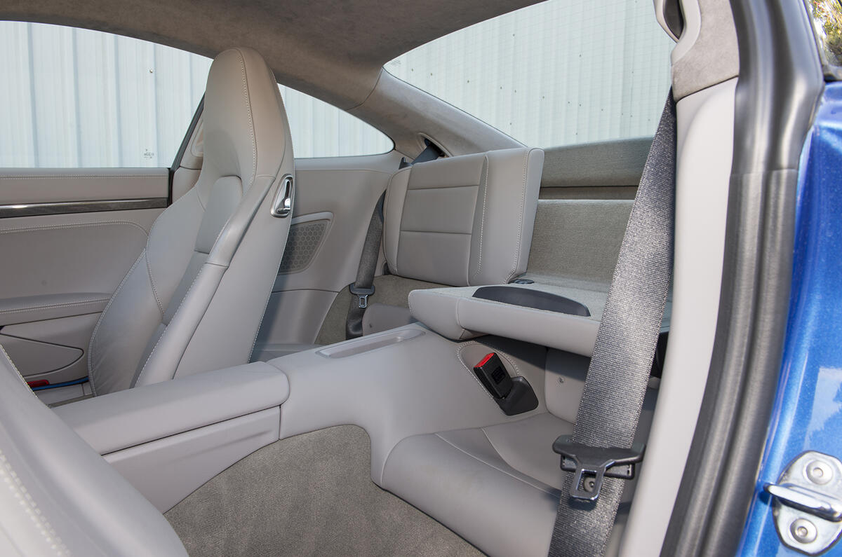 Porsche 911 Turbo rear seats