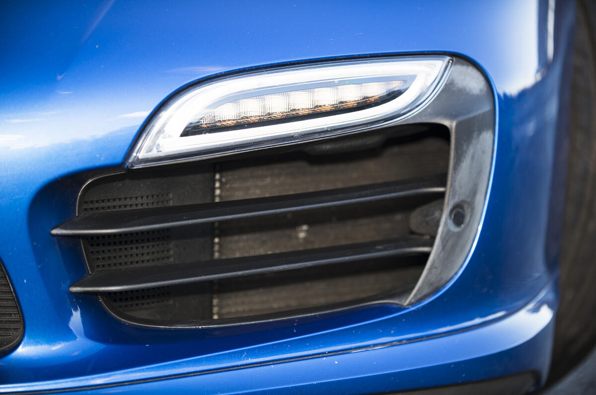 Porsche 911 Turbo LED lights