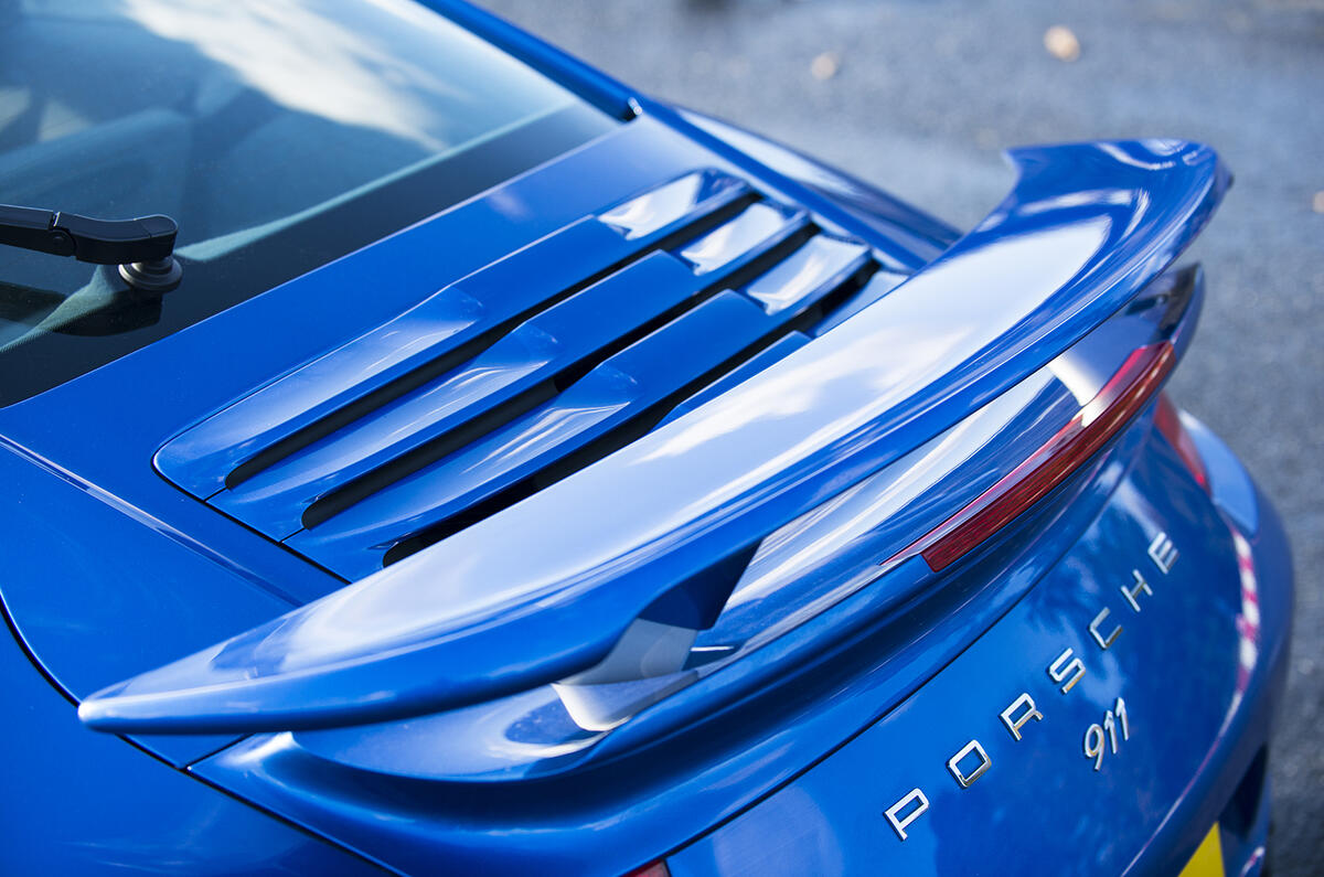 Porsche 911 Turbo rear wing