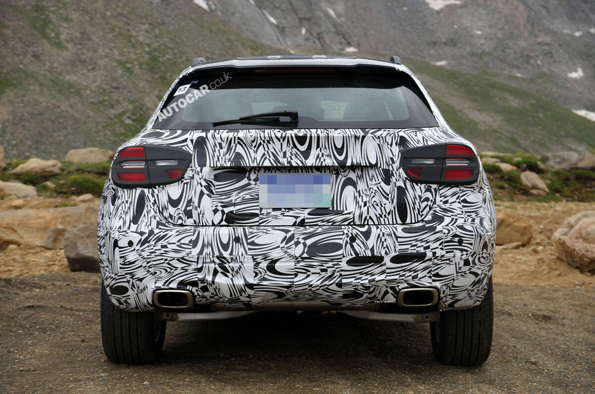 no title 2014 Mercedes-Benz GLA - latest spy shots