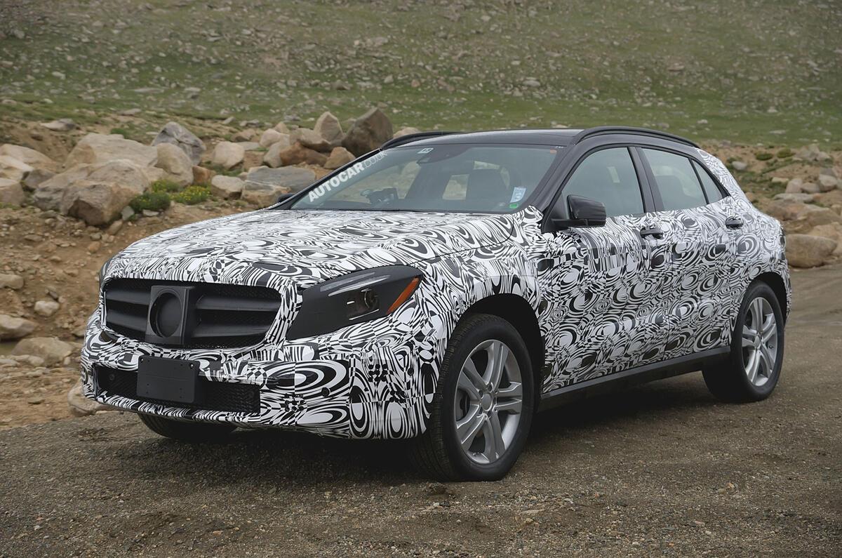 no title 2014 Mercedes-Benz GLA - latest spy shots