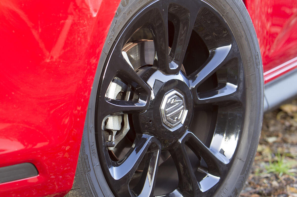 MG3 18in alloy wheels