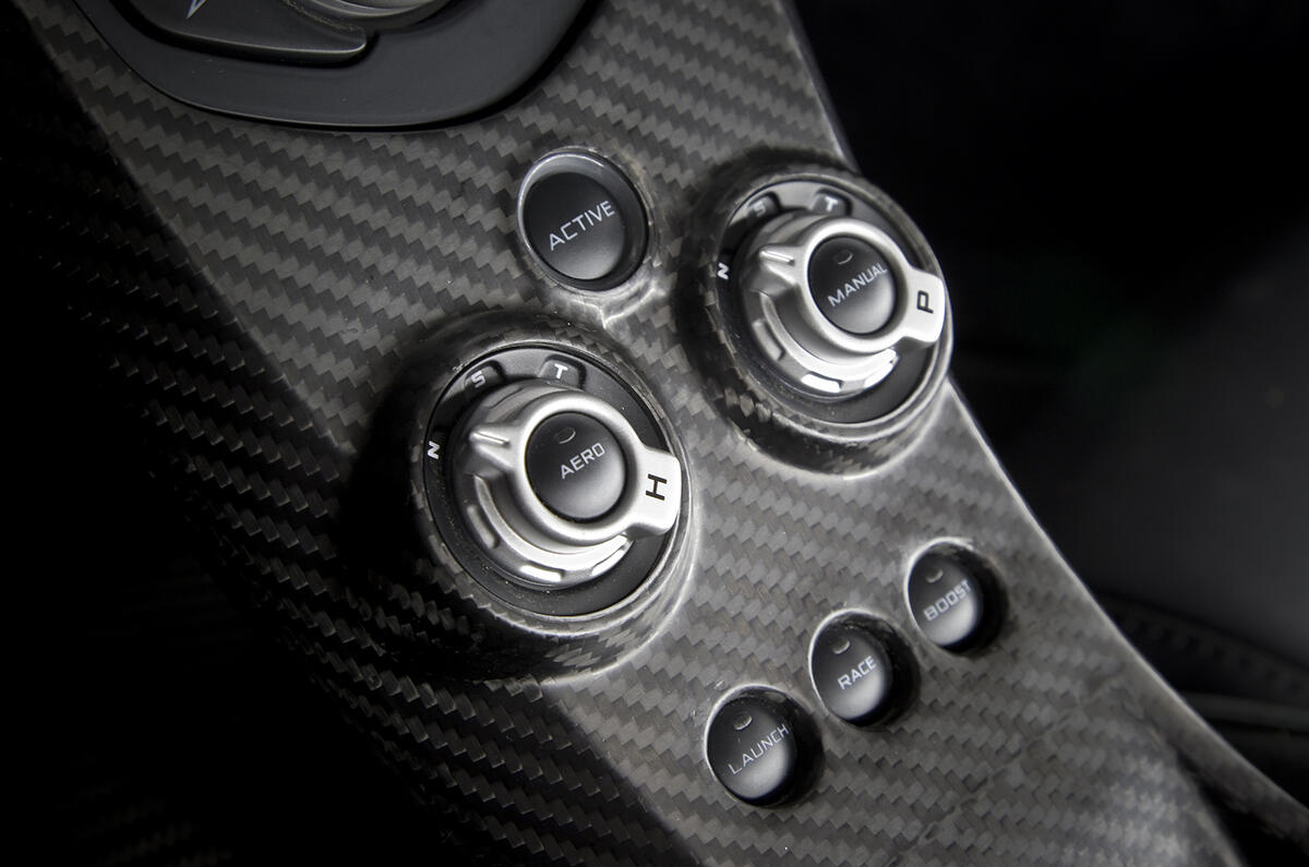 The ultimate McLaren P1 gallery