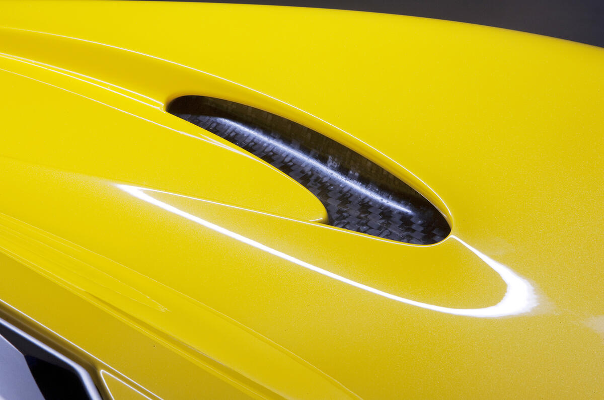 The ultimate McLaren P1 gallery