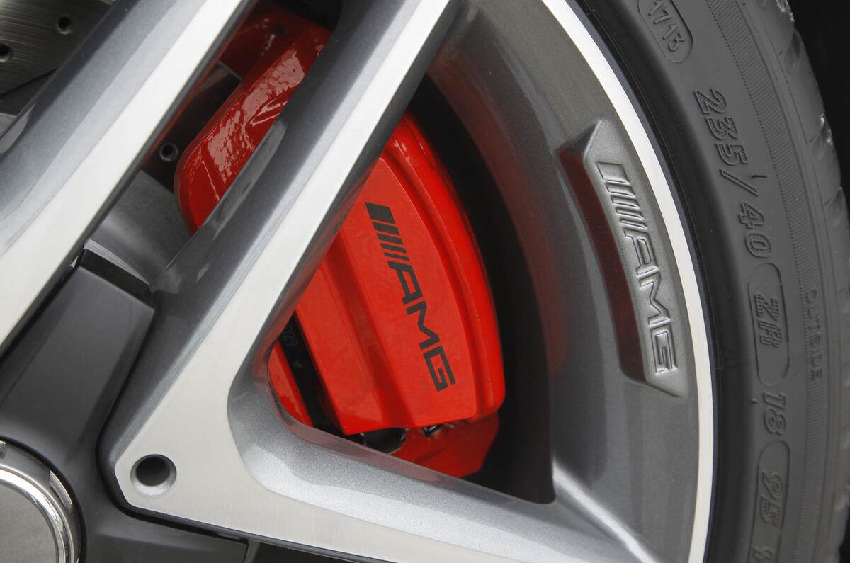 Mercedes-AMG A 45 18in alloy wheels