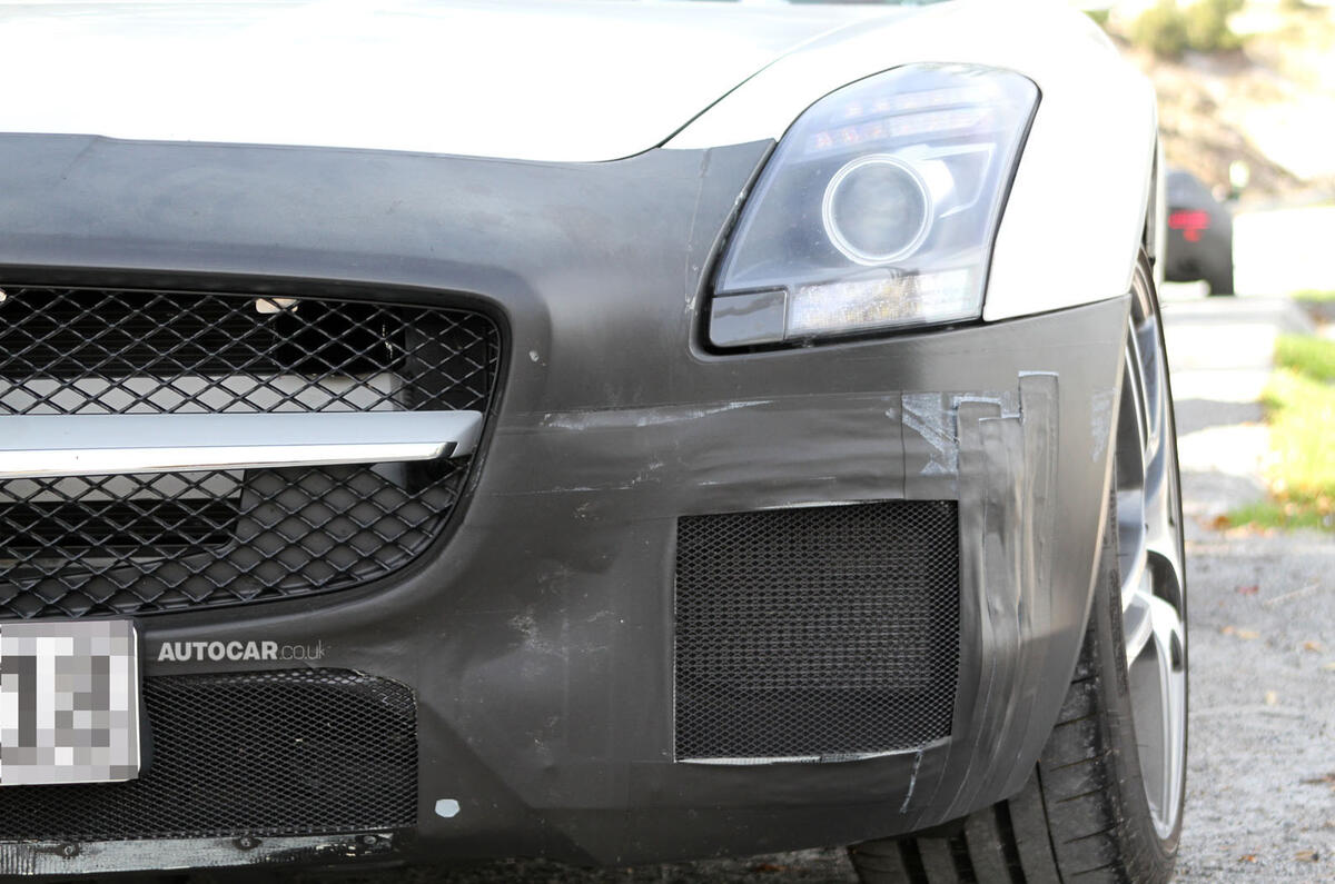 Facelifted Mercedes-Benz SLS AMG Roadster caught testing