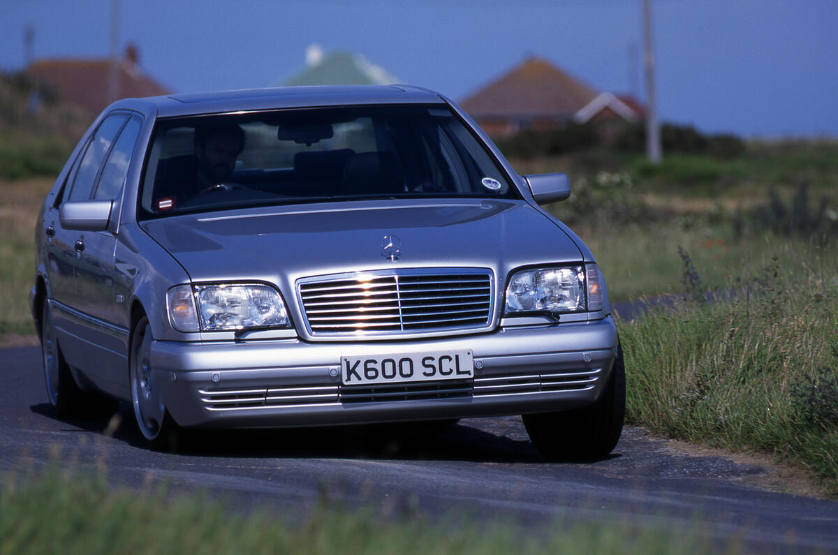 no title History of the Mercedes S-class - picture special