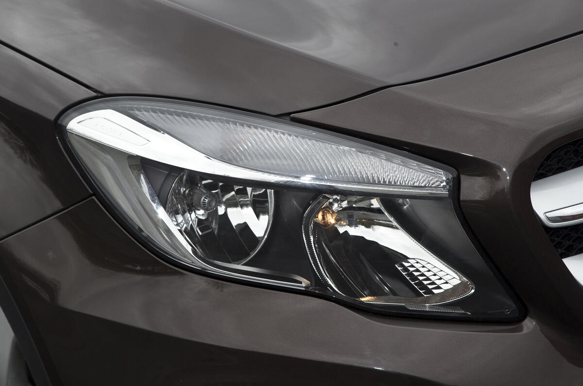 Mercedes-Benz GLA headlight
