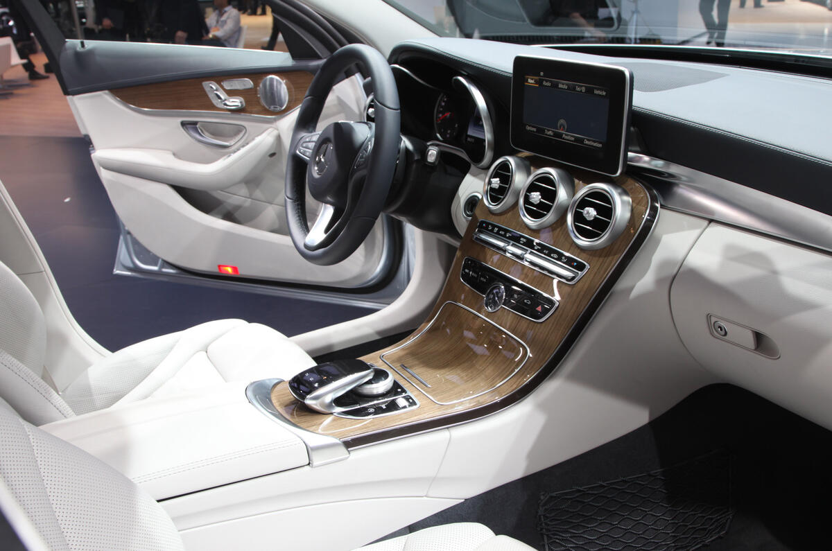 Detroit motor show live report and picture gallery