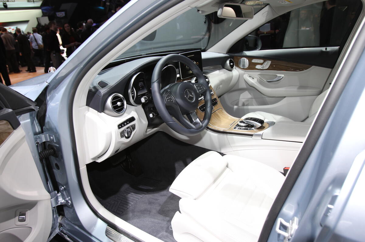 2014 Mercedes-Benz C-class revealed