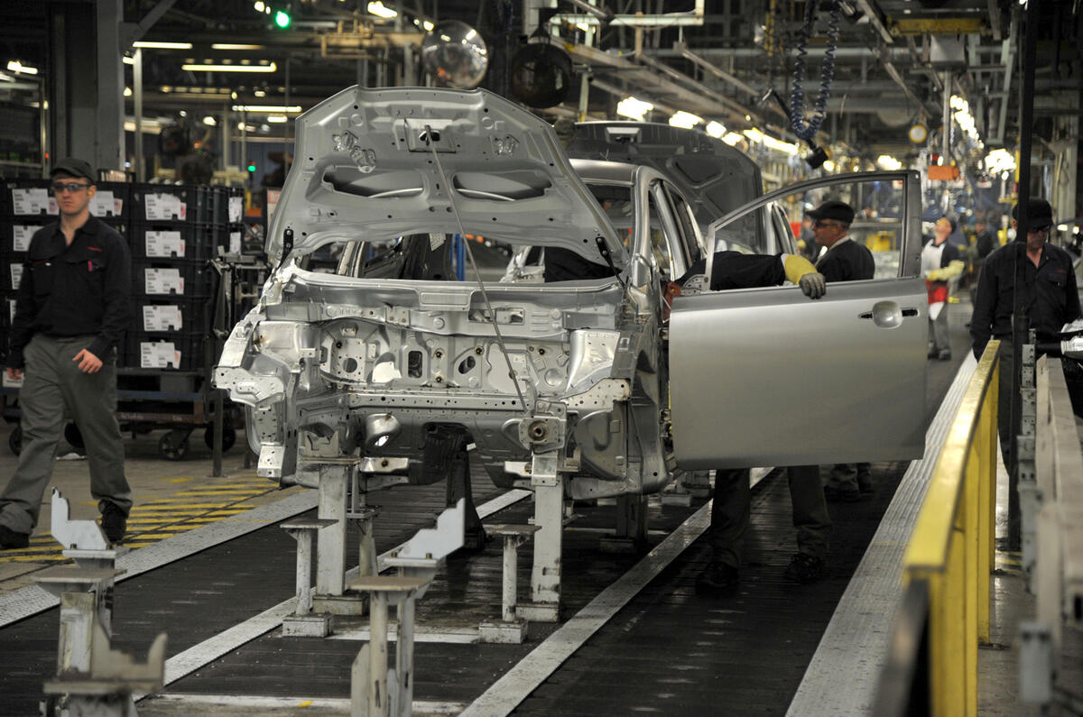 Nissan announces UK battery pricing EMBARGOED Monday 8th Dec 00:01