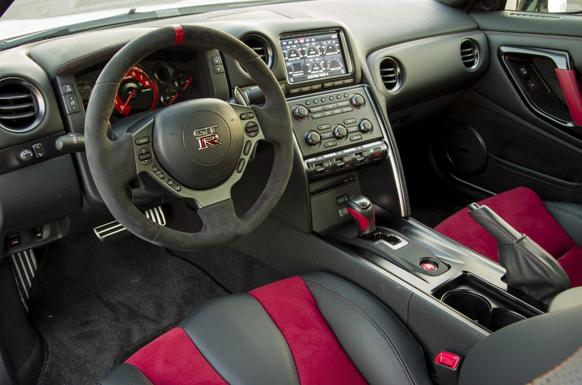 Nissan GT-R Nismo dashboard