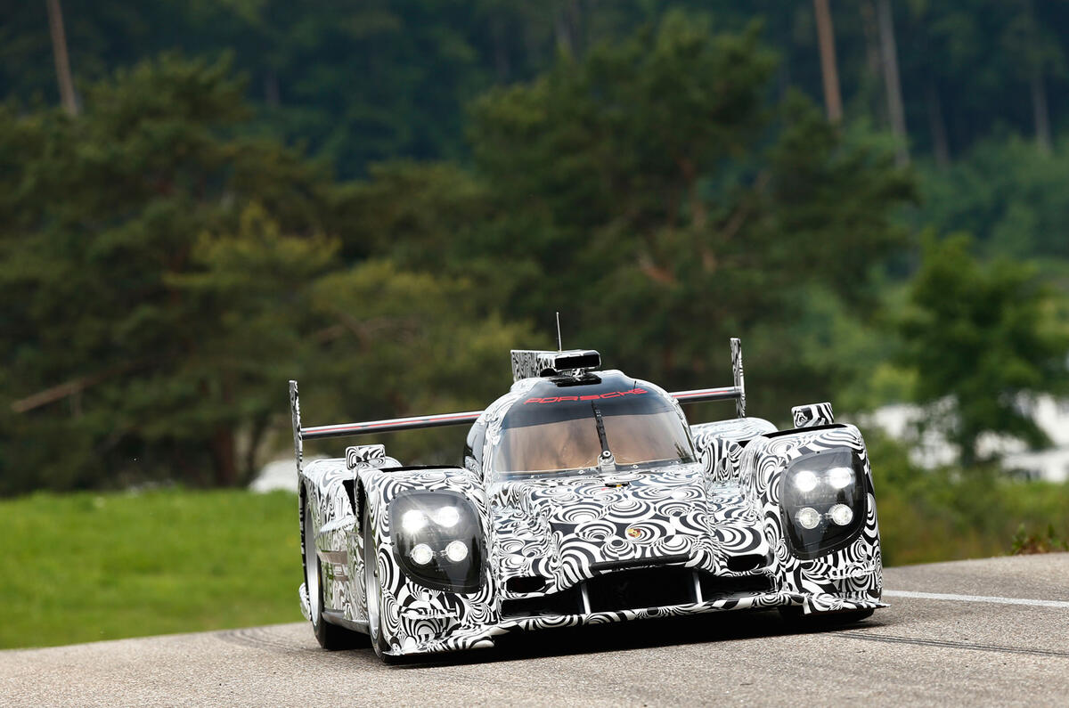 Porsche LMP1 prototype completes first test run