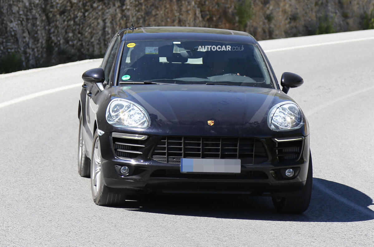 Porsche Macan: latest spy pics