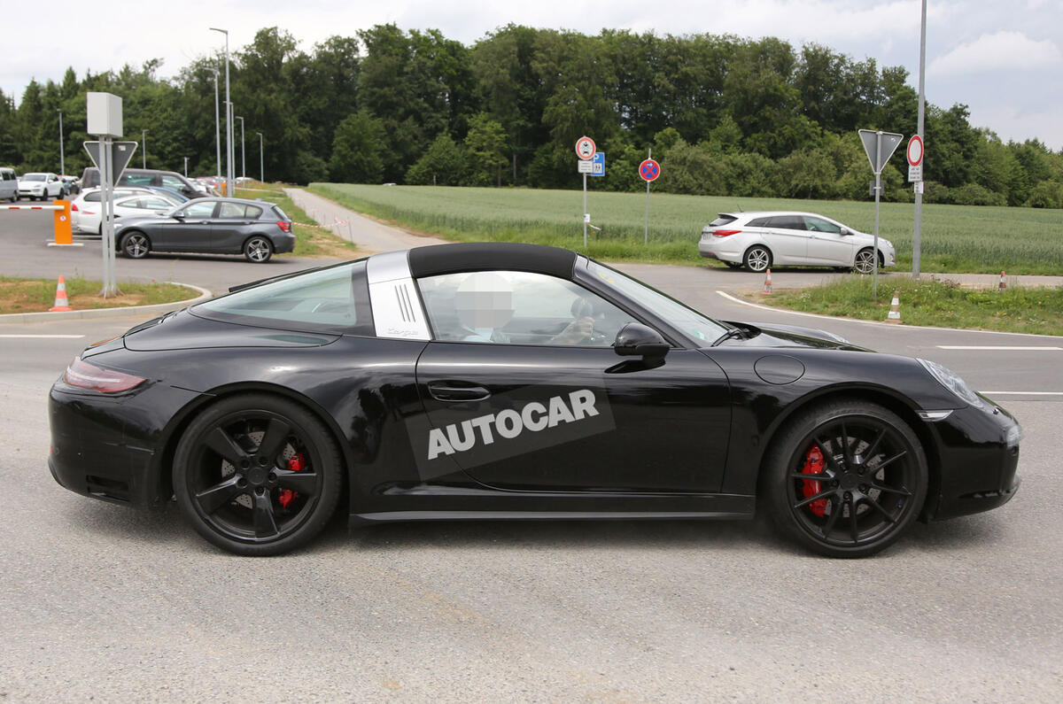 no title Facelifted Porsche 911 Targa in development for 2015 launch