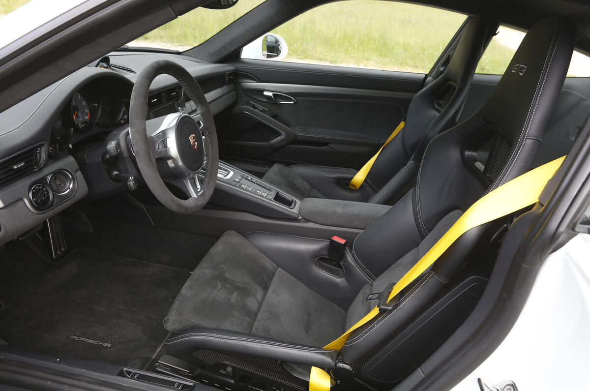 Porsche 911 GT3 interior