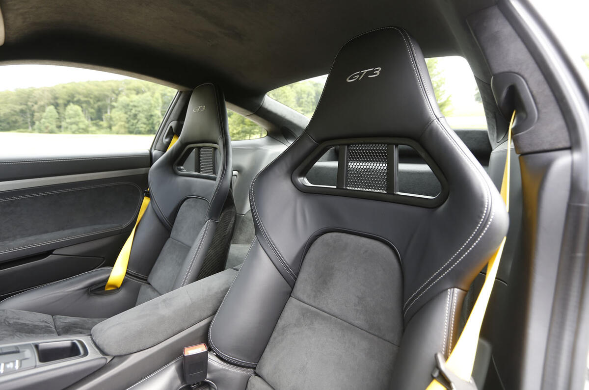 Porsche 911 GT3 sport seats