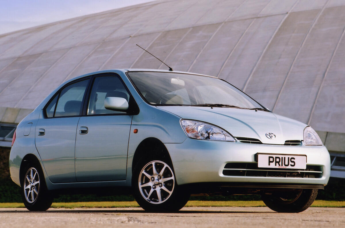 A brief history of hybrid and electric vehicles - picture special