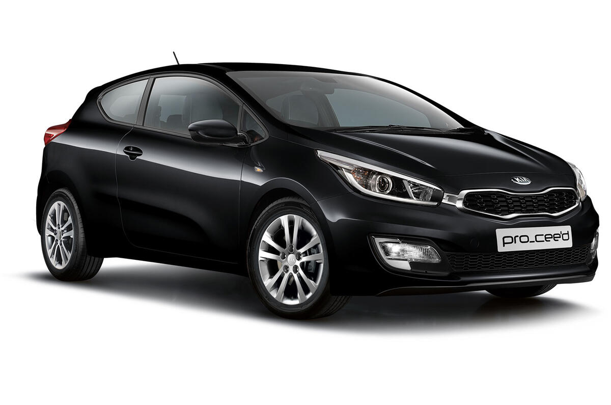 Quick news: Mercedes C-class gets new trim, Kia launches VR7 editions