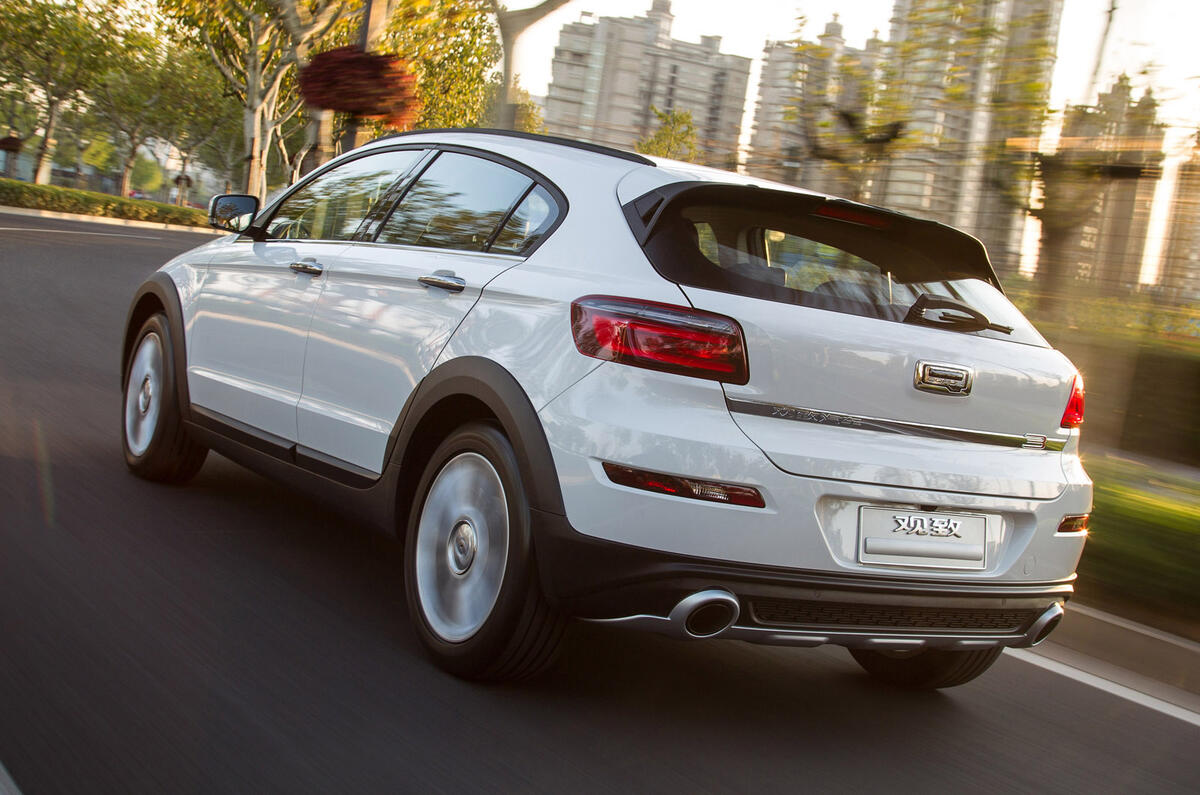 Qoros 3 City SUV unveiled at Guangzhou motor show